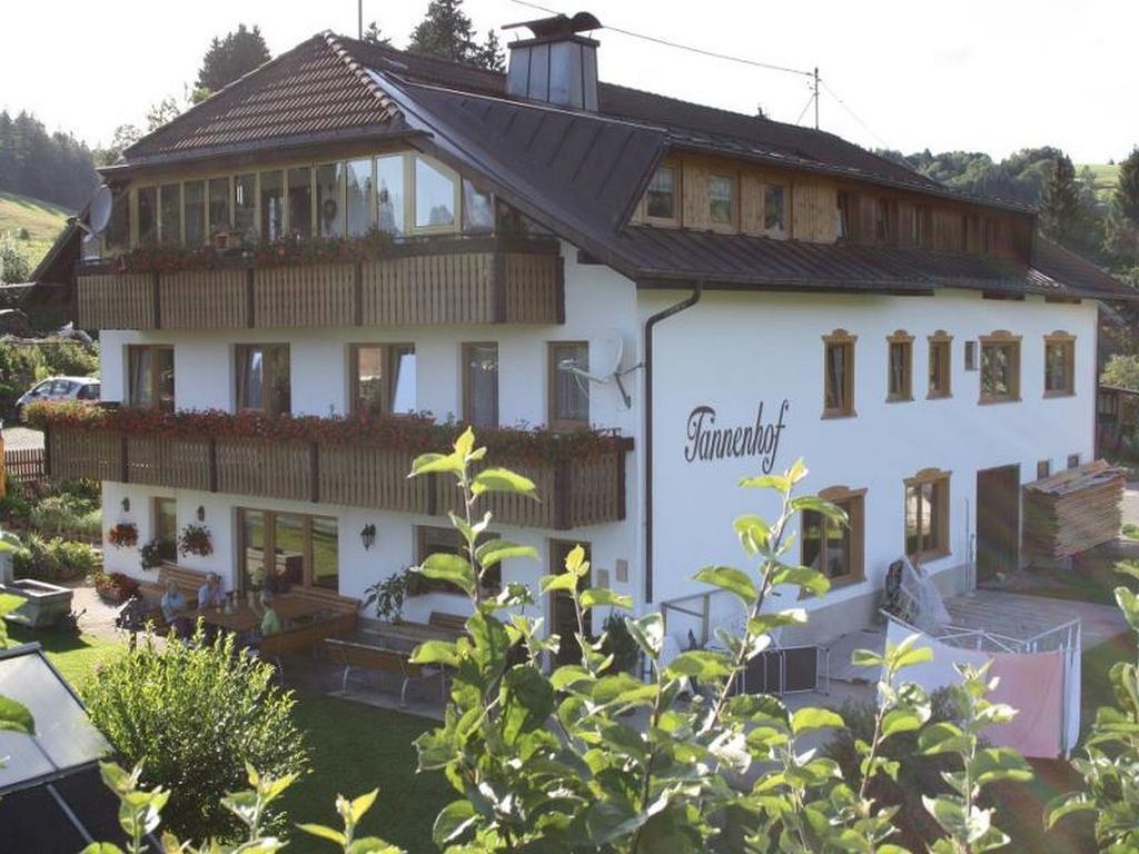 Haus Tannenhof Hotell Ibach Eksteriør bilde